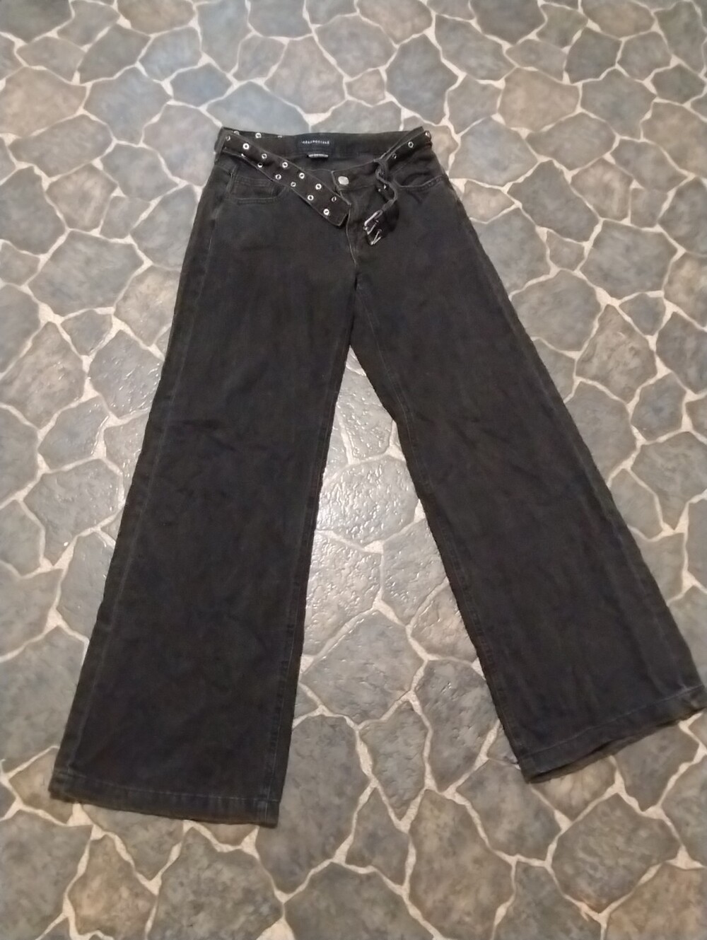 Aeropostale Womens black low rise belted wide leg flare jeans size 6
